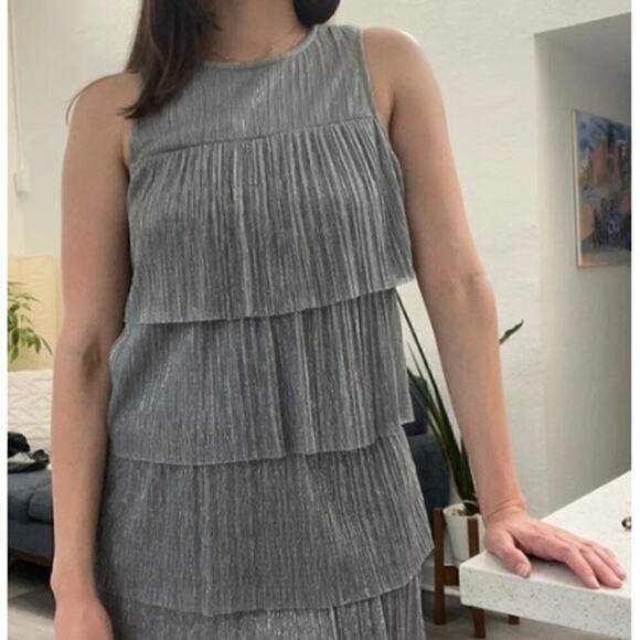 Zara Dresses & Skirts - NWT Zara Tiered Knee Length Shift Dress Pullover Silver Gray Women's Size Medium